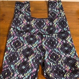 Victoria's Secret Black Geometric Multicolor Leggings